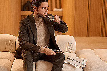 Костюм двойка коричневого цвета вельветовый