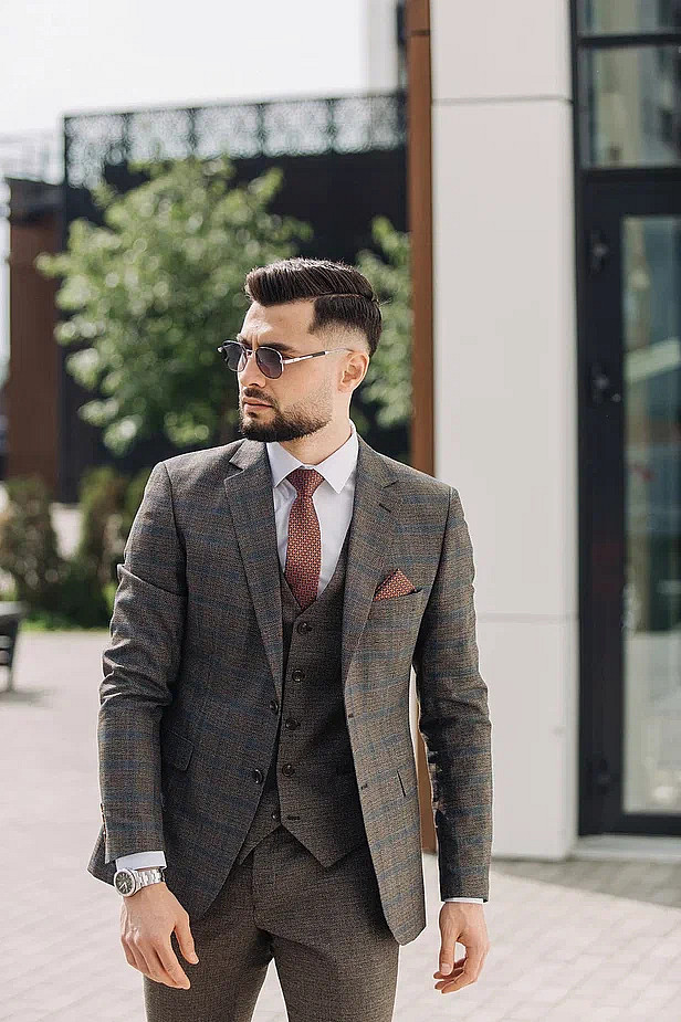 Классический костюм тройка